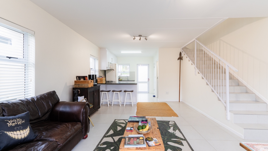 3 Bedroom Property for Sale in Honeydew Country Estate Western Cape